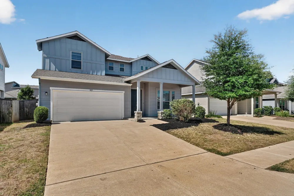 8013 Turnberry Lane Austin, TX 78744
