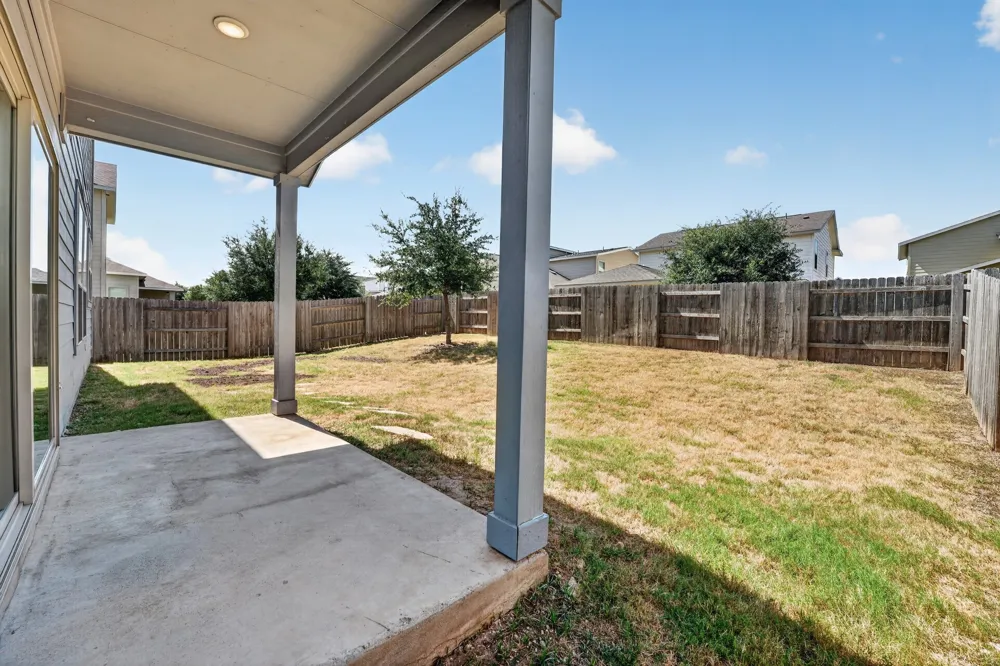 8013 Turnberry Lane Austin, TX 78744