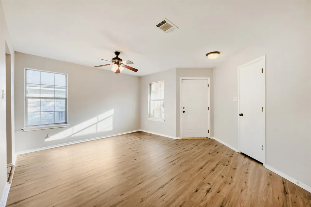 708 Pampas Ricas Drive Leander, TX 78641