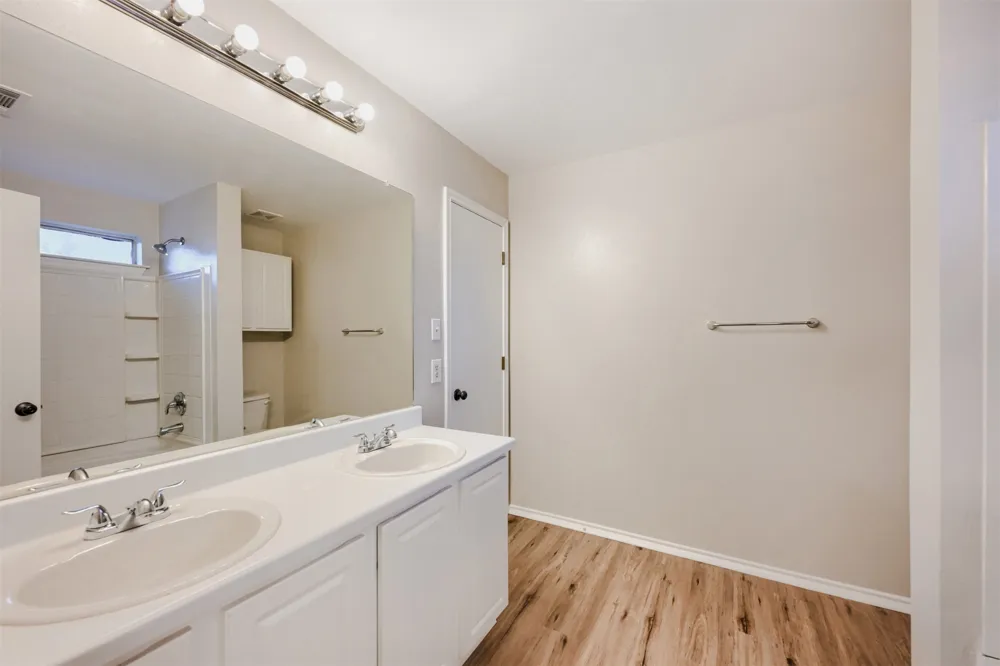 708 Pampas Ricas Drive Leander, TX 78641