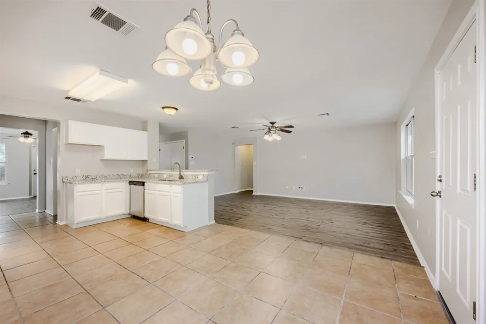 708 Pampas Ricas Drive Leander, TX 78641