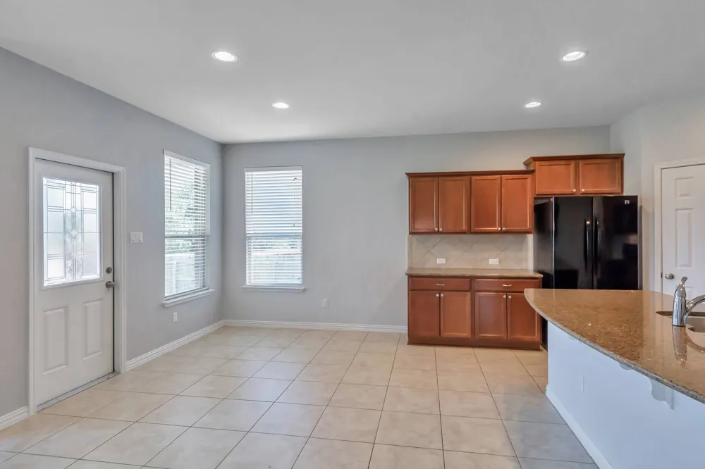 2012 Elaina Loop Leander, TX 78641