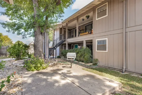 8621 Putnam Drive #A