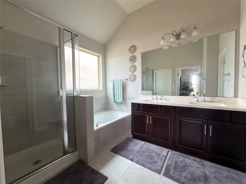 2743 Enza Court Round Rock, TX 78665
