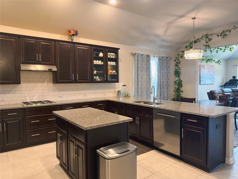 2743 Enza Court Round Rock, TX 78665