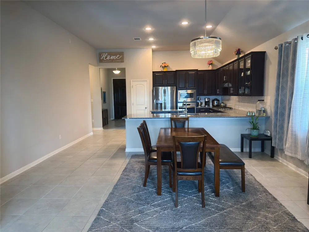 2743 Enza Court Round Rock, TX 78665