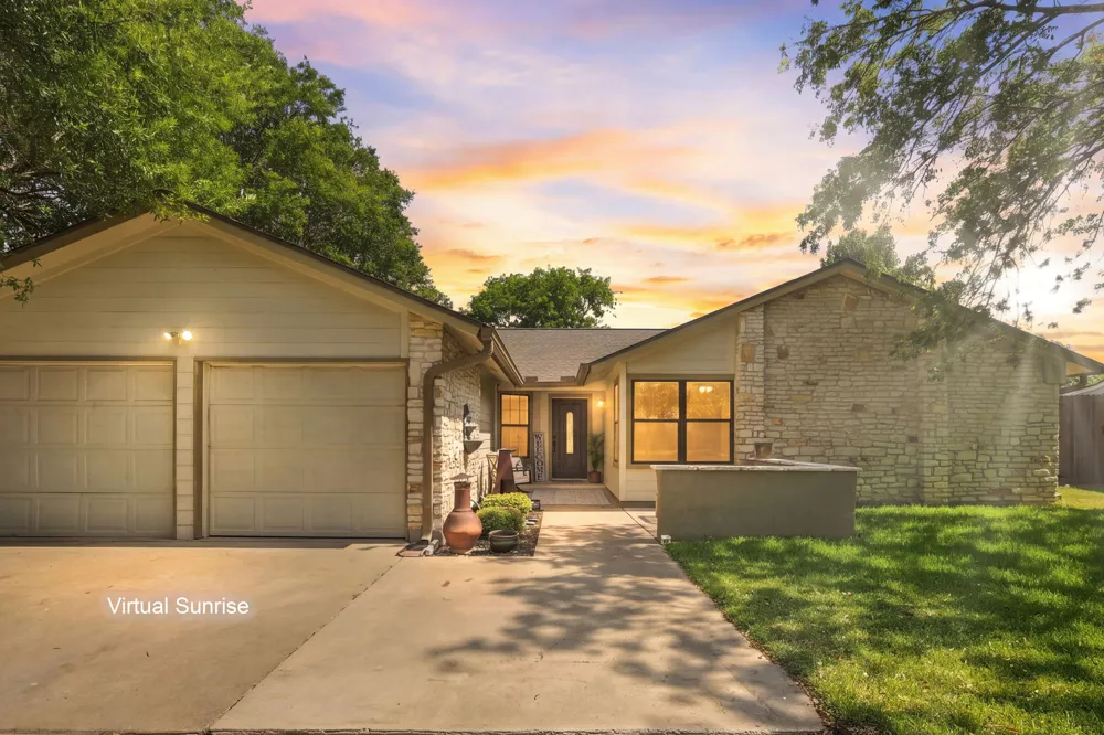 1702 E Messick Loop Round Rock, TX 78681
