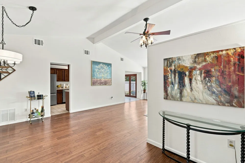 1702 E Messick Loop Round Rock, TX 78681