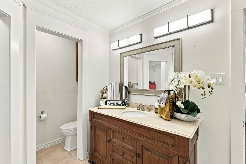 1702 E Messick Loop Round Rock, TX 78681