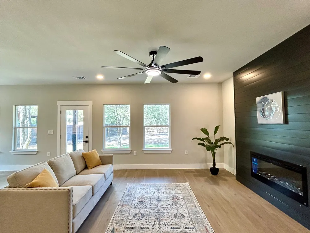 104 Waimanalo Lane Bastrop, TX 78602