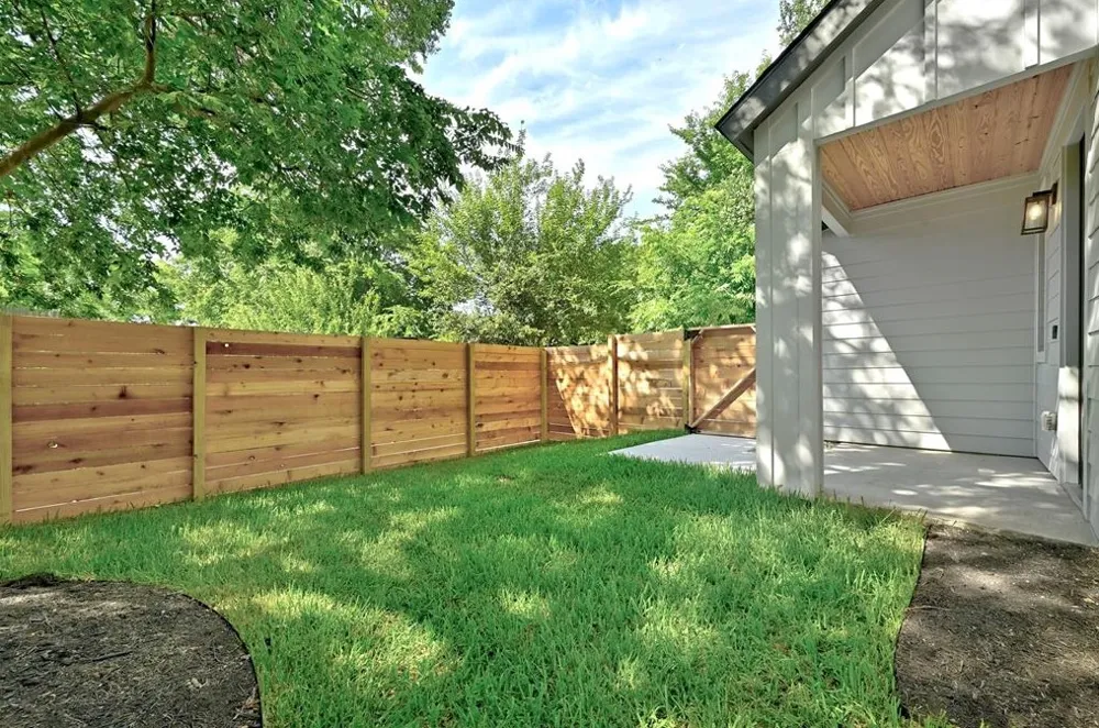 2405 E 11th Street #2 Austin, TX 78702