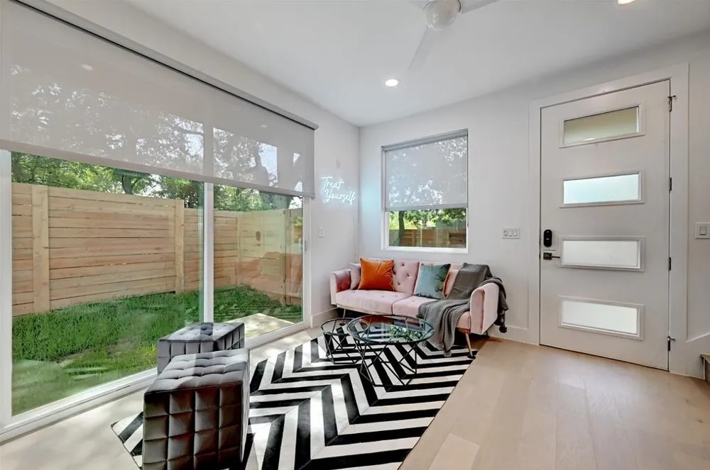 2405 E 11th Street #2 Austin, TX 78702