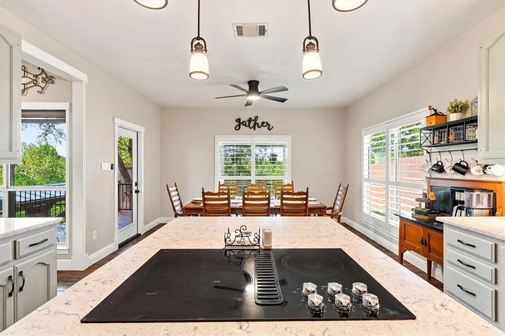 1701 Johnson Way Round Rock, TX 78681