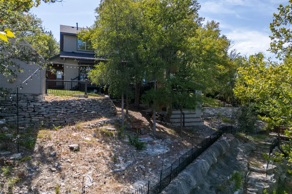 1701 Johnson Way Round Rock, TX 78681
