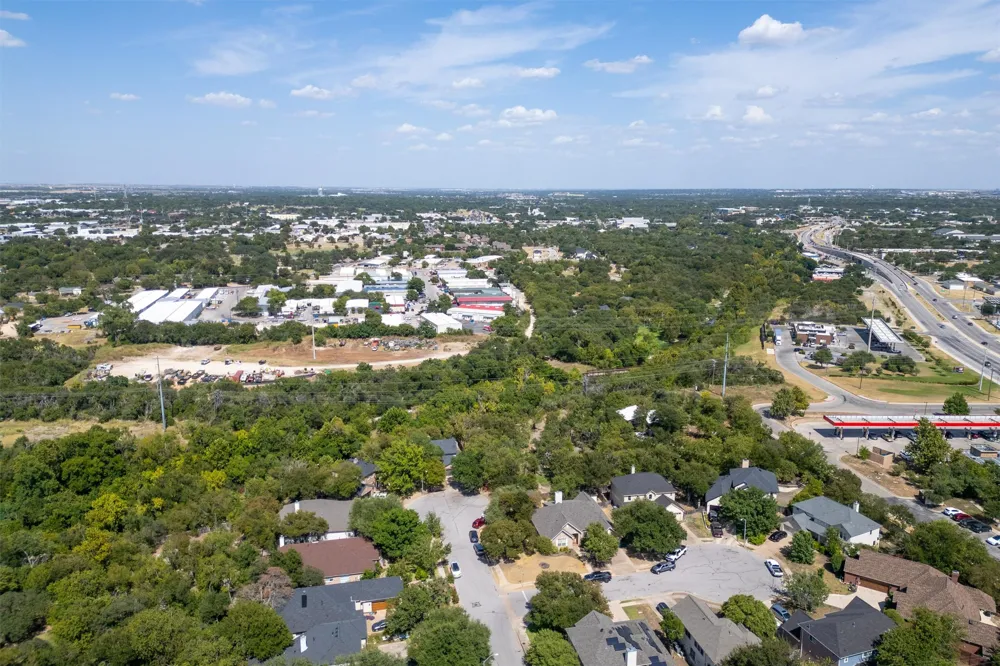 1701 Johnson Way Round Rock, TX 78681