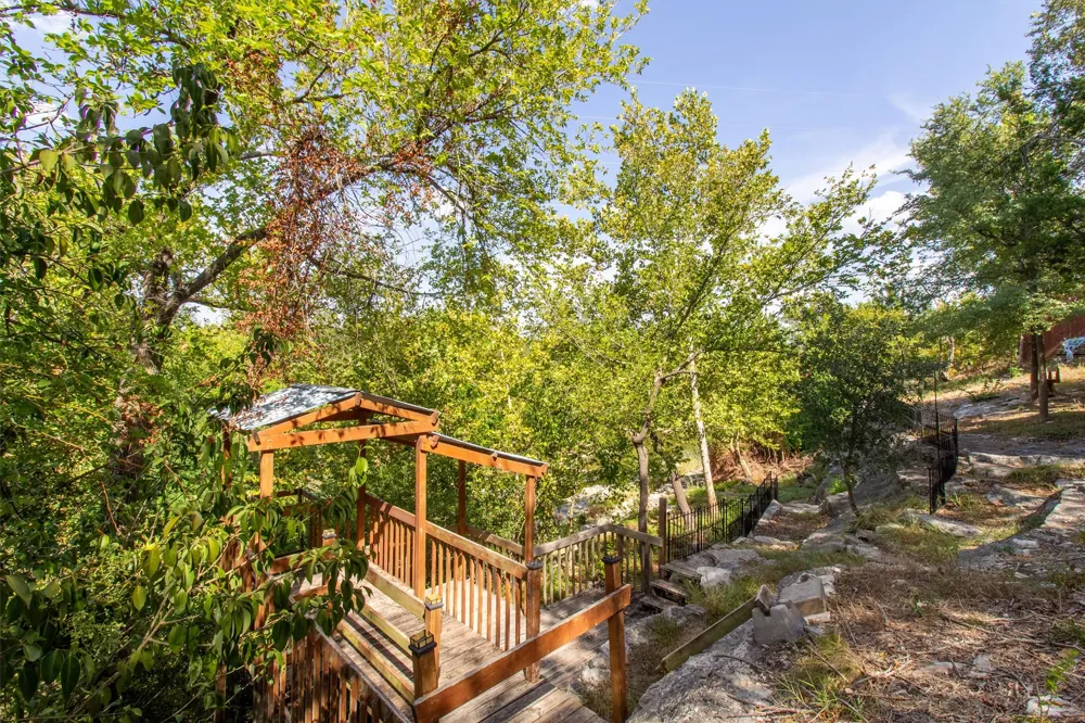 1701 Johnson Way Round Rock, TX 78681