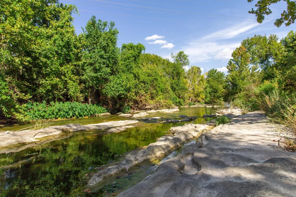 1701 Johnson Way Round Rock, TX 78681