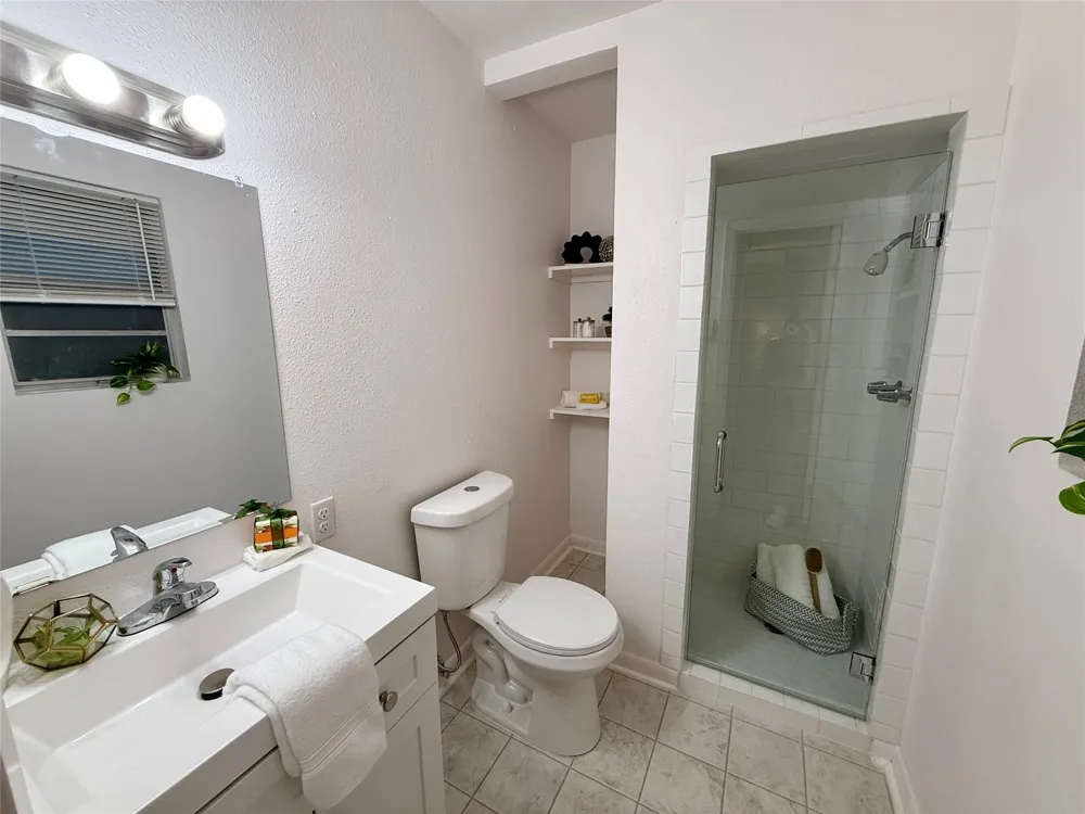 1000 Hollybluff Street Austin, TX 78753