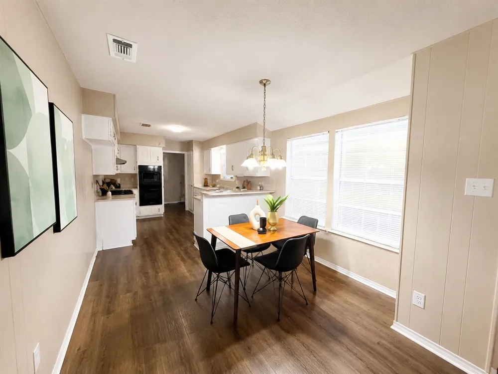1000 Hollybluff Street Austin, TX 78753
