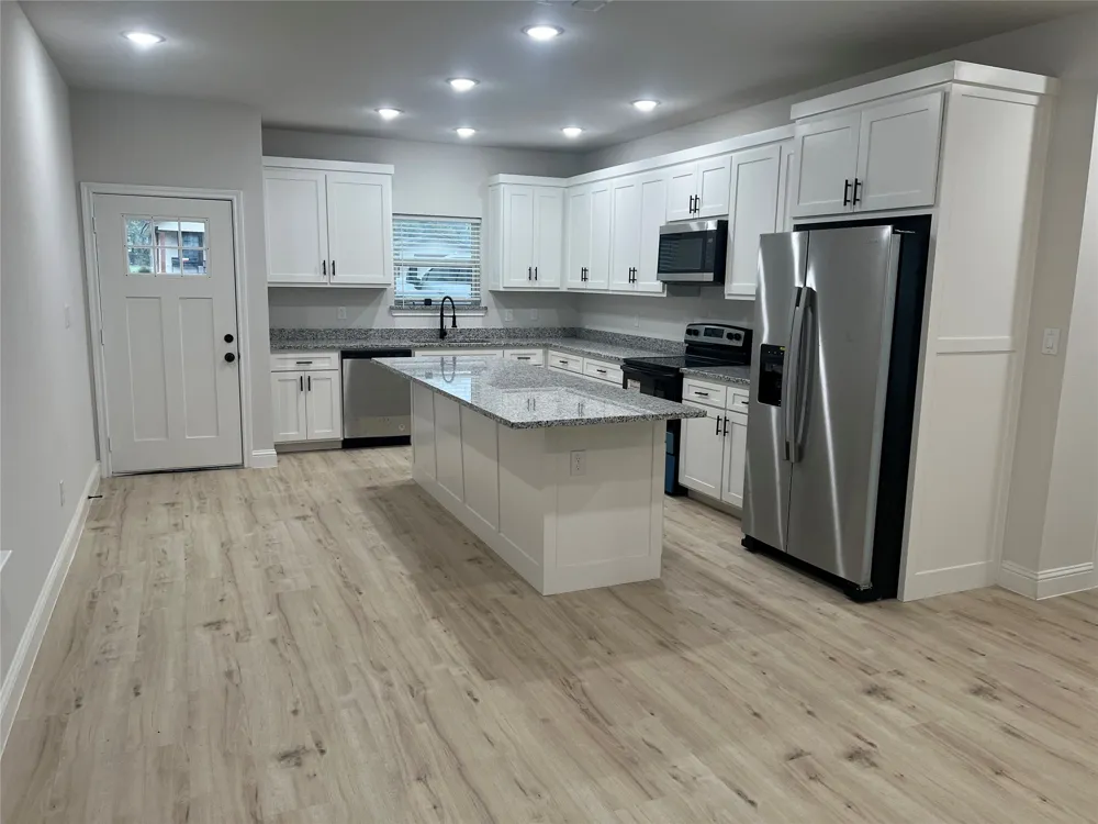 4441 Wayside Avenue Fort Worth, TX 76115