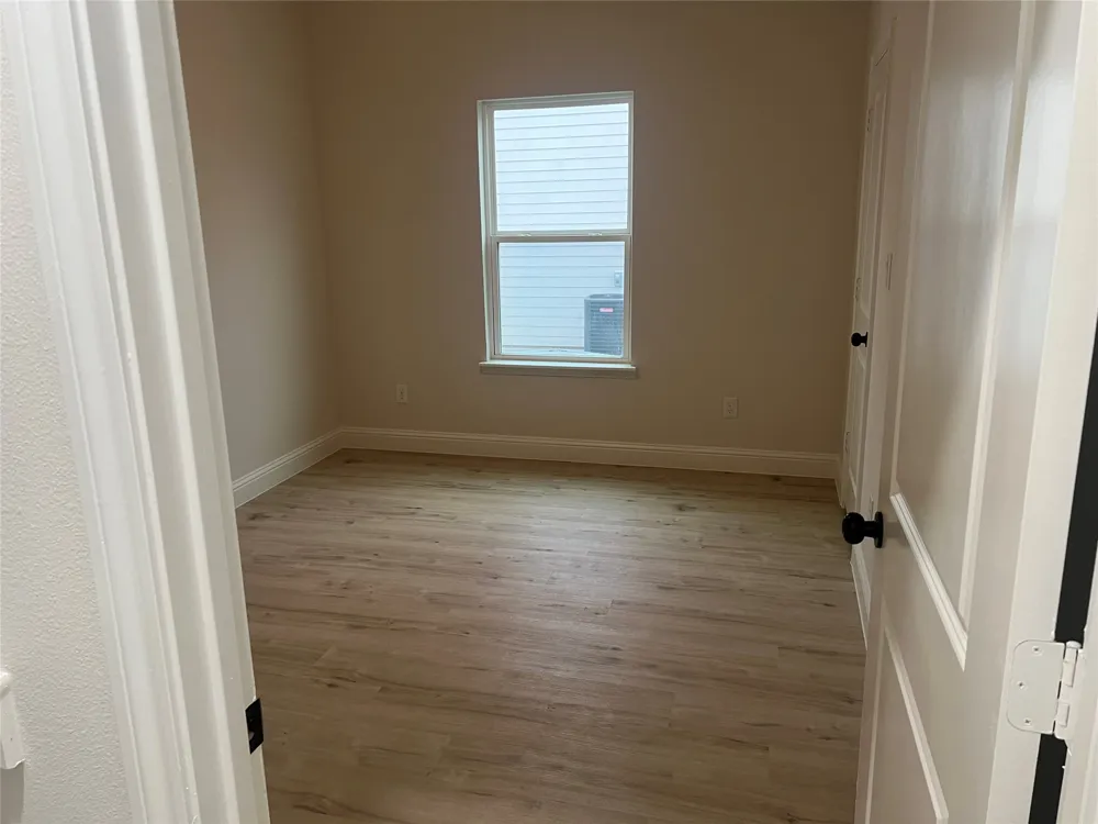 4441 Wayside Avenue Fort Worth, TX 76115