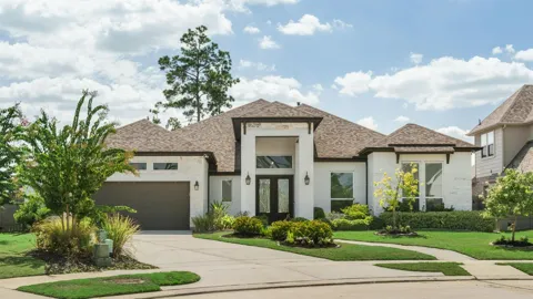 17374 Camillia Trail
