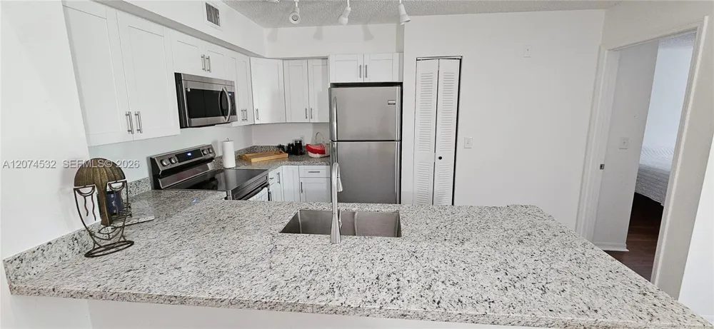 12112 Saint Andrews Pl #309 Miramar, FL 33025