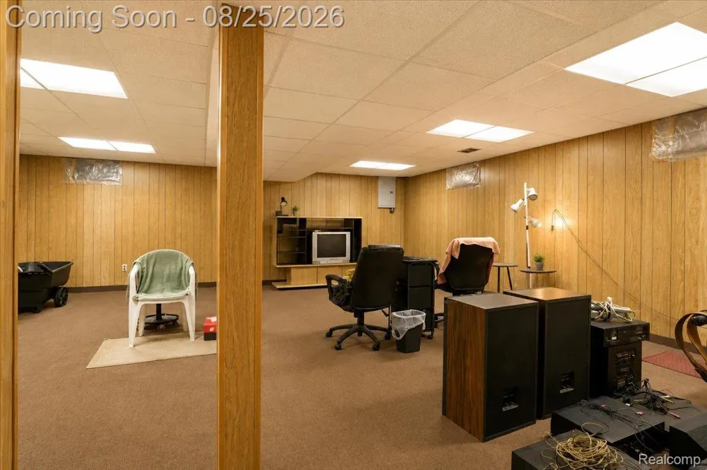 4500 Roosevelt Boulevard Dearborn Heights City, MI 48125