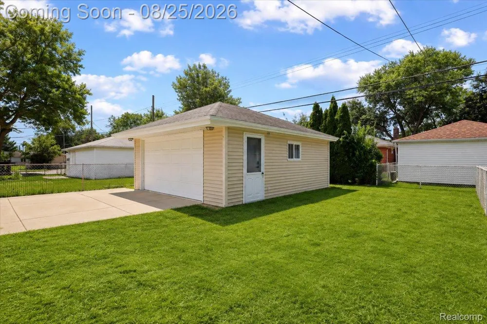 4500 Roosevelt Boulevard Dearborn Heights City, MI 48125