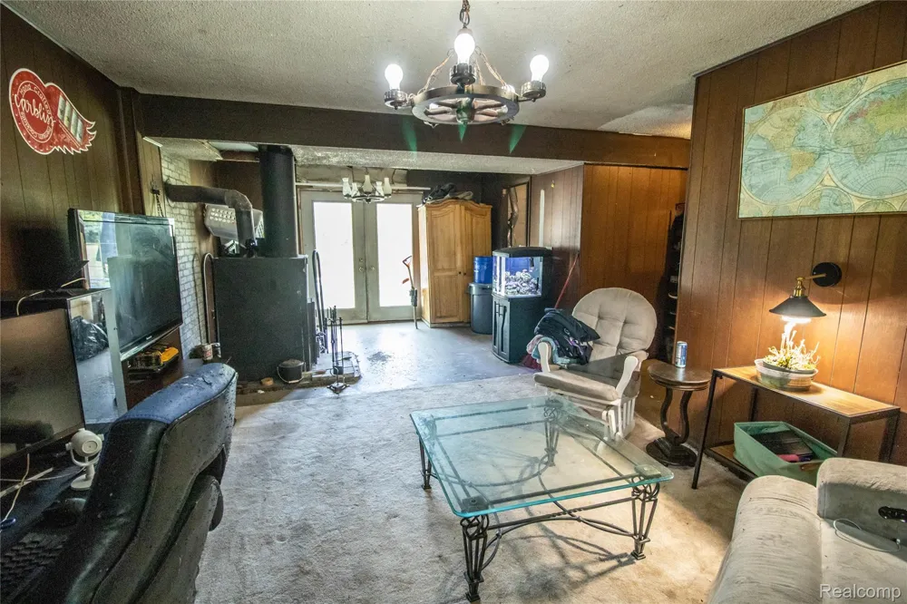 10340 Farrand Road Montrose Charter Township, MI 48457
