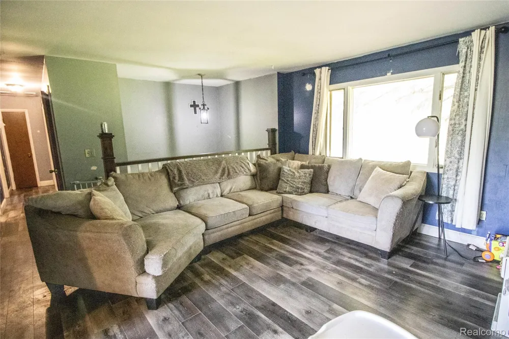 10340 Farrand Road Montrose Charter Township, MI 48457