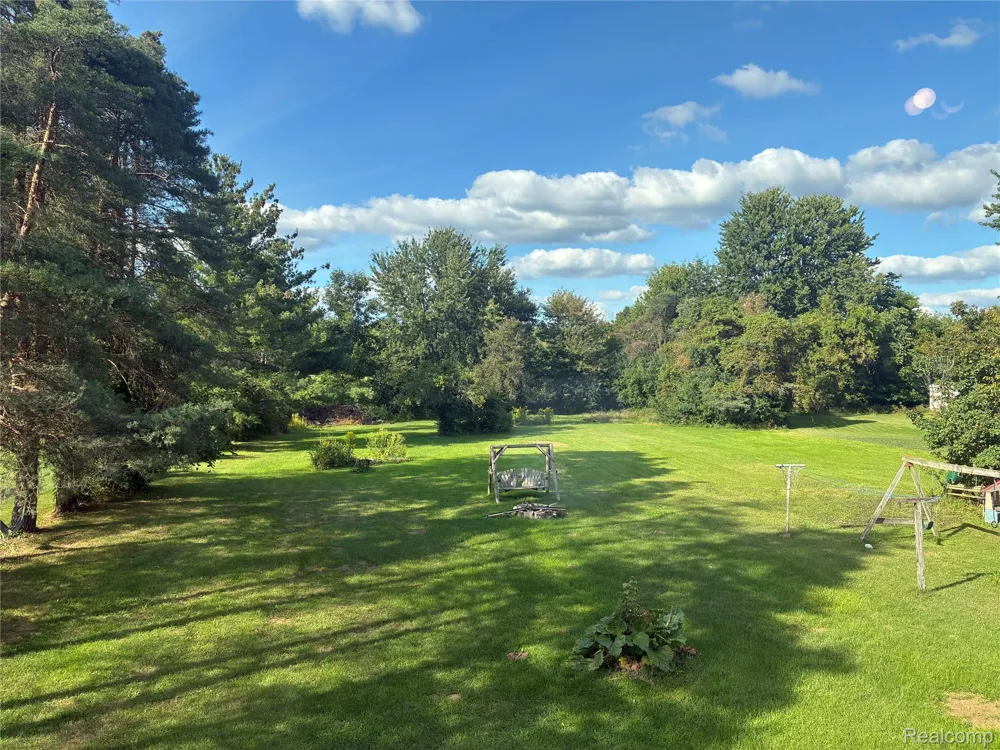 10340 Farrand Road Montrose Charter Township, MI 48457