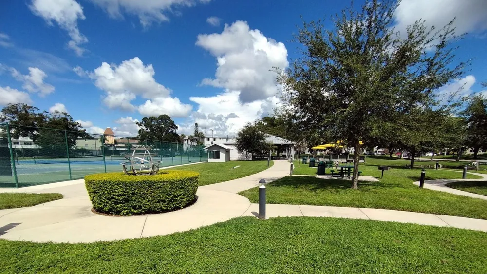 2256 SPANISH DRIVE #42 Clearwater, FL 33763