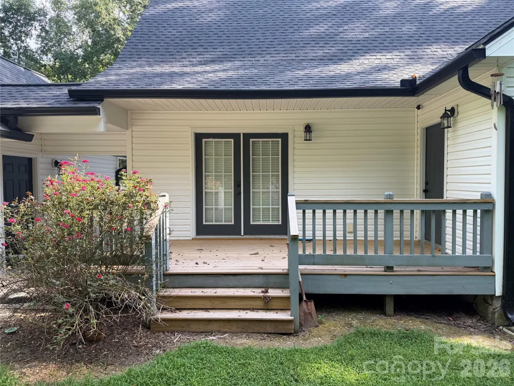510 W Allenton Street Mount Gilead, NC 27306