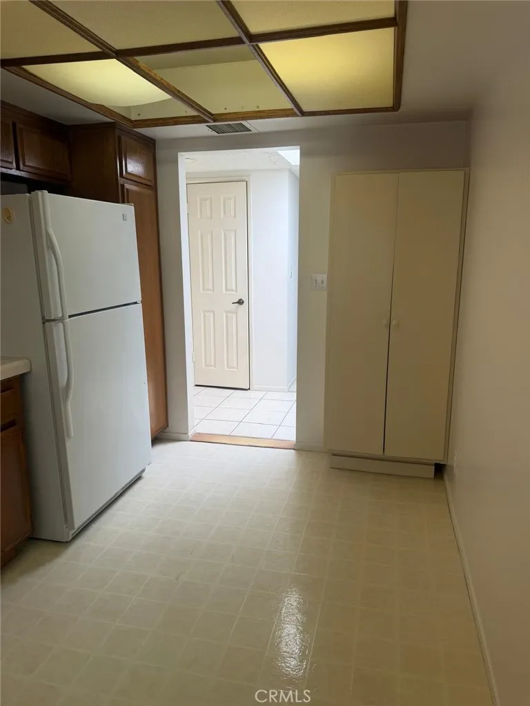 441 E San Jose #309 Burbank, CA 91501