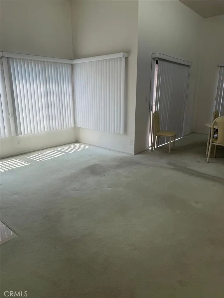 441 E San Jose #309 Burbank, CA 91501