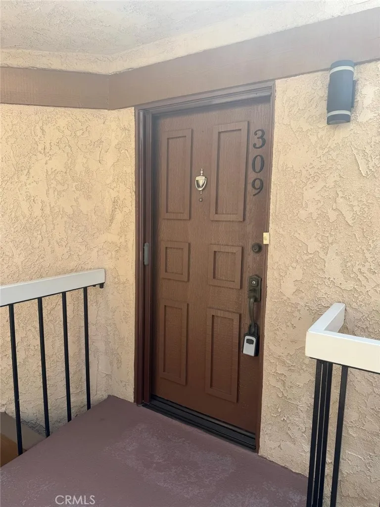 441 E San Jose #309 Burbank, CA 91501