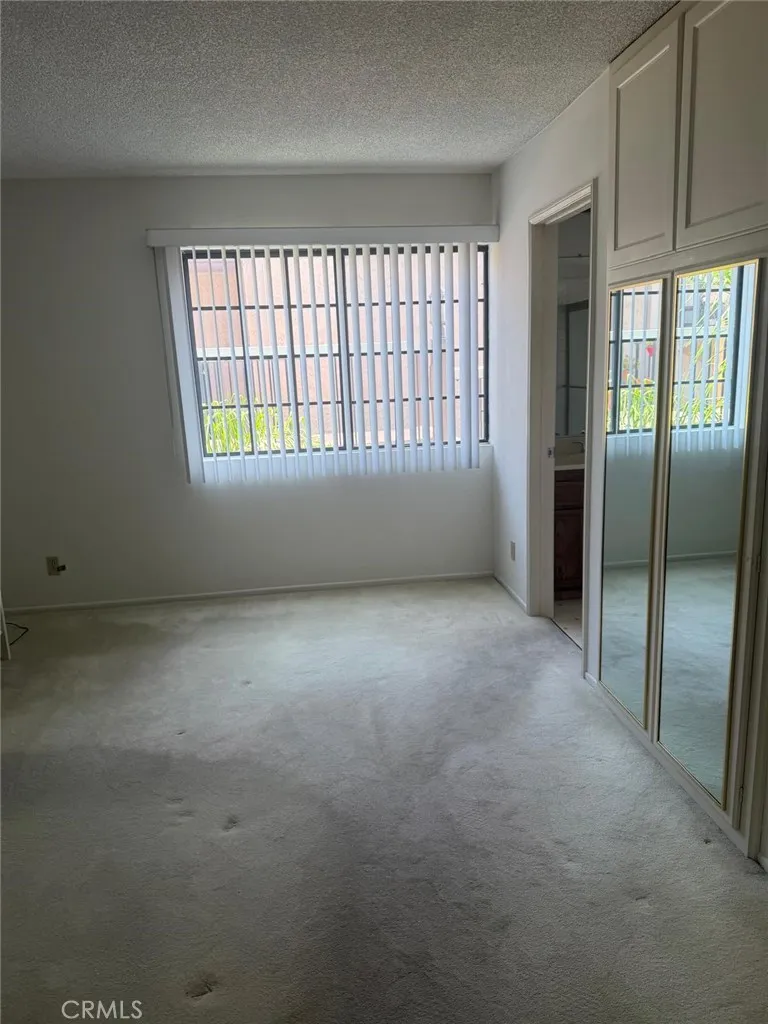 441 E San Jose #309 Burbank, CA 91501