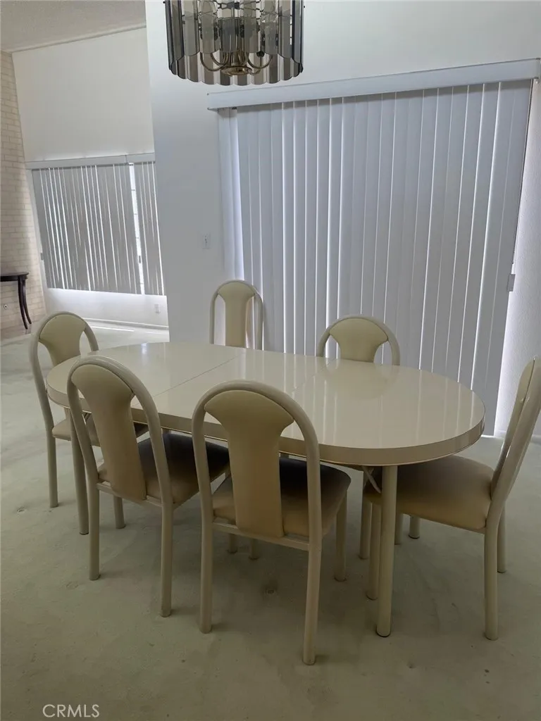 441 E San Jose #309 Burbank, CA 91501