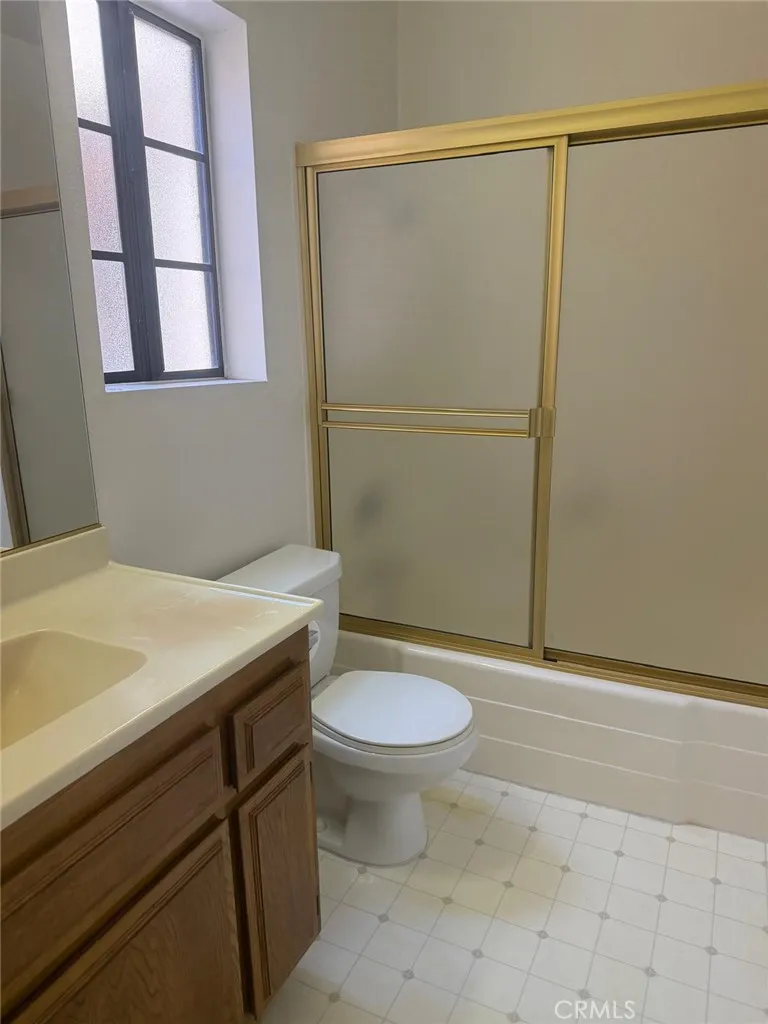 441 E San Jose #309 Burbank, CA 91501