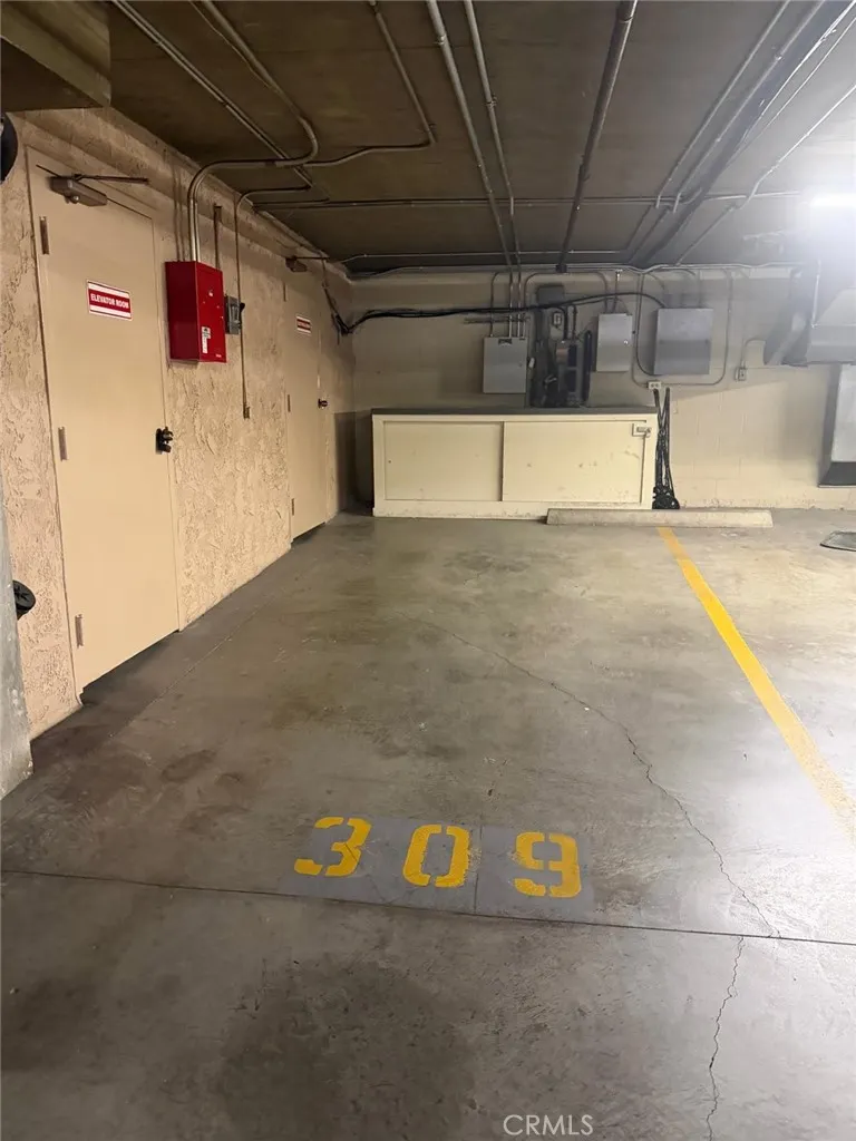 441 E San Jose #309 Burbank, CA 91501