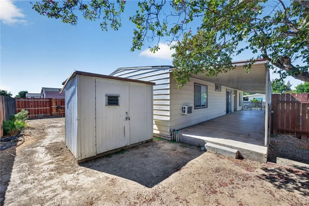 1485 Cordova Hemet, CA 92543