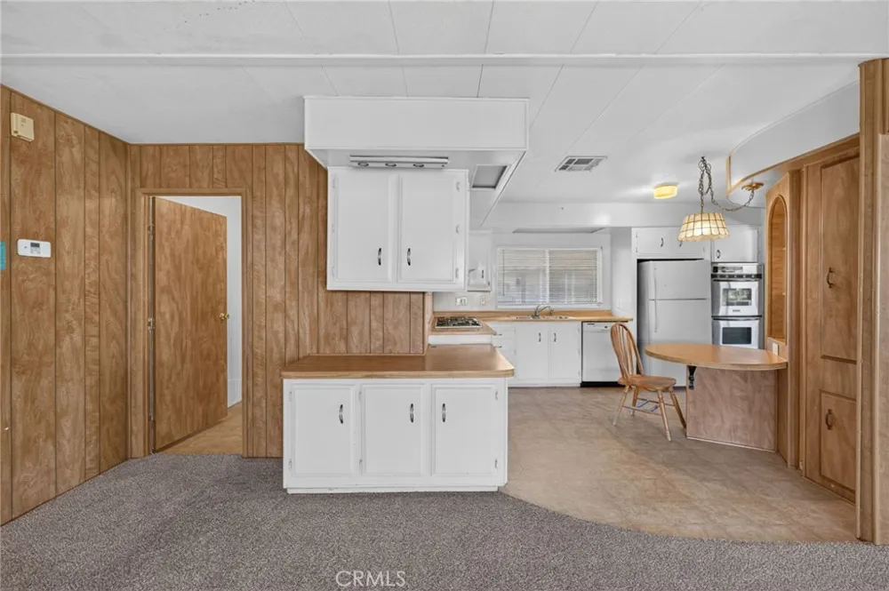 1485 Cordova Hemet, CA 92543