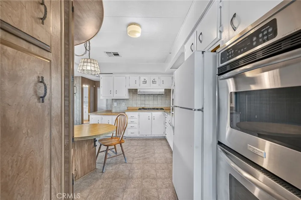 1485 Cordova Hemet, CA 92543