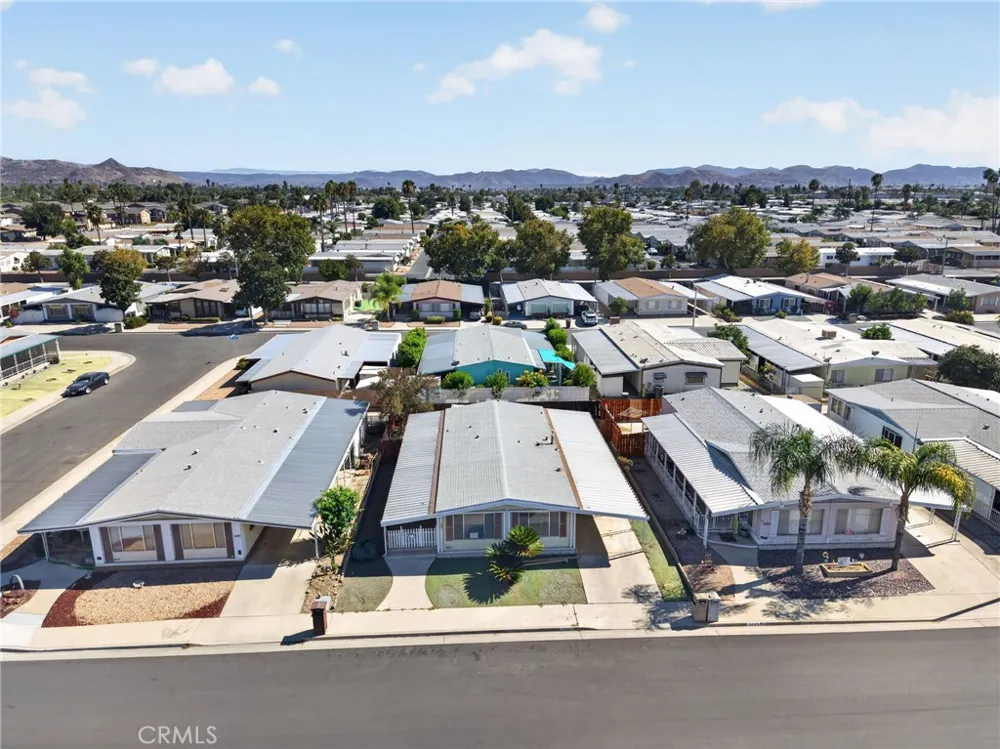 1485 Cordova Hemet, CA 92543