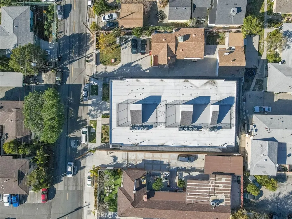 7341 Valmont Street #103 Tujunga, CA 91042