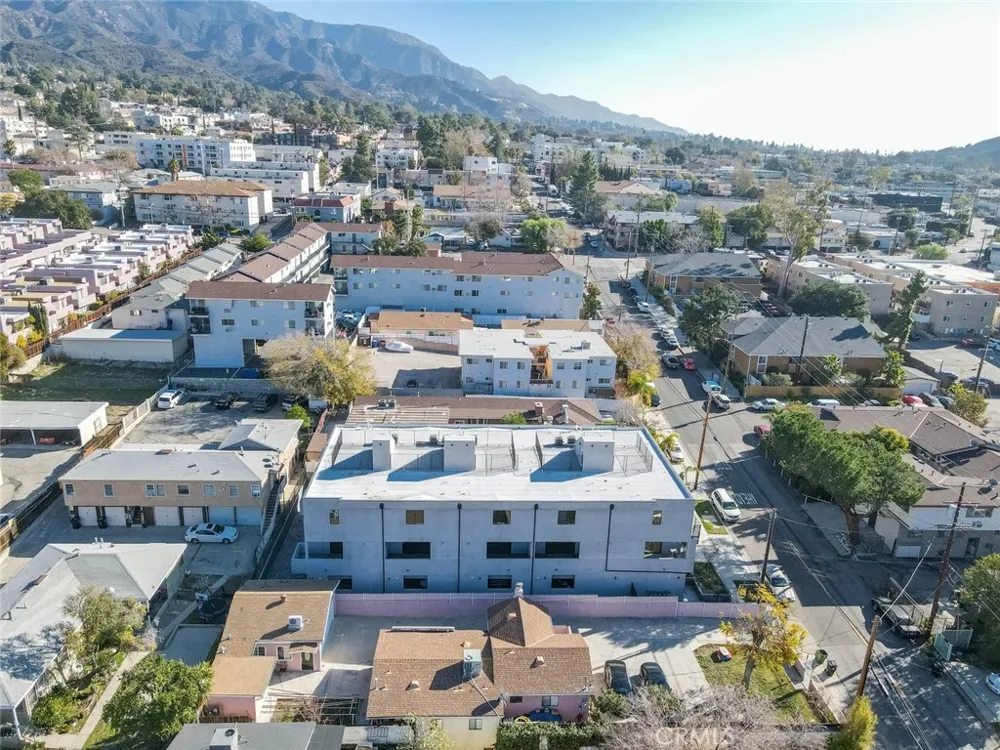 7341 Valmont Street #103 Tujunga, CA 91042