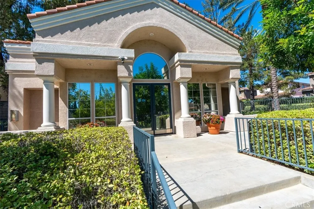 1473 Holcomb Placentia, CA 92870