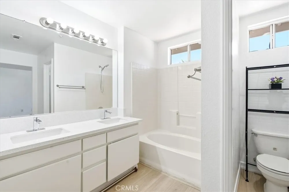 1473 Holcomb Placentia, CA 92870