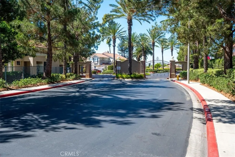 1473 Holcomb Placentia, CA 92870